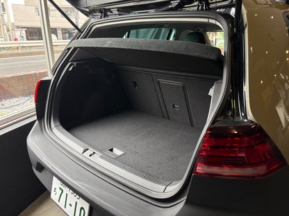 フォルクスワーゲン ゴルフ TSIコンフォートライン（プエブロベージュ）