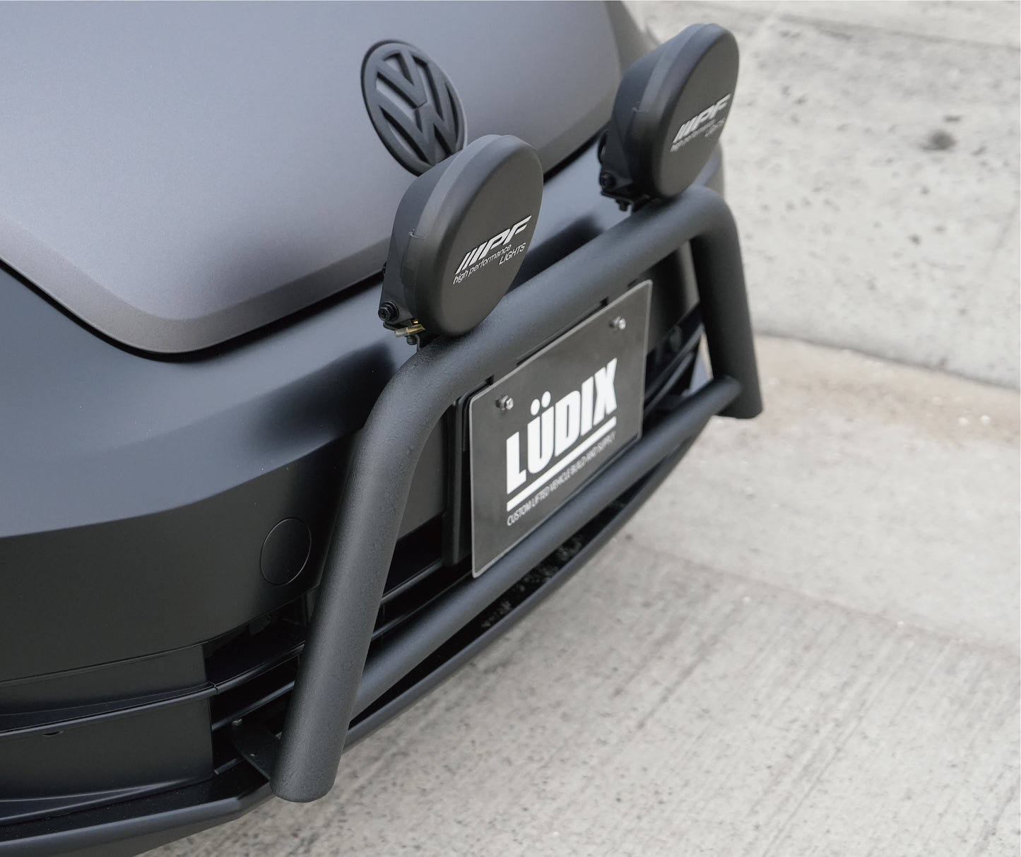 フォルクスワーゲン ザ・ビートル ターボ【NB-2】（ブラック）